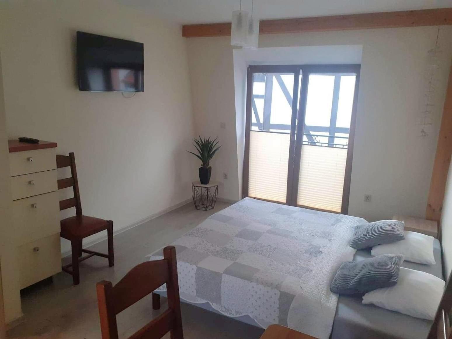 Syrenka Apartamenty อุสตกา ภายนอก รูปภาพ